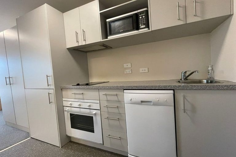 Photo of property in The Peak Apartments, 1001/170 Taranaki Street, Te Aro, Wellington, 6011