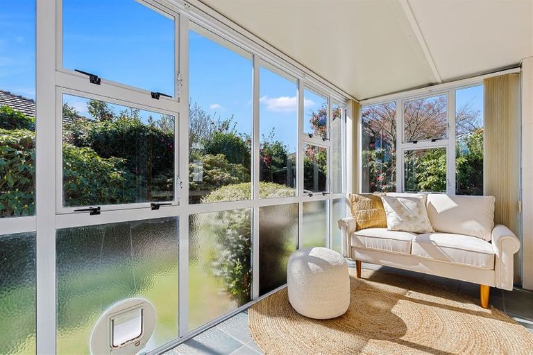 Photo of property in 2/208 Waimairi Road, Ilam, Christchurch, 8041