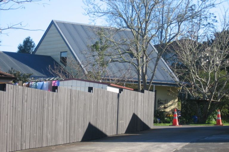 Photo of property in 4 Dalkeith Place, Opaheke, Papakura, 2113