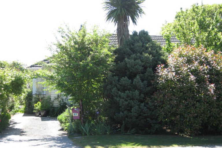 Photo of property in 41 Otara Street, Ilam, Christchurch, 8053
