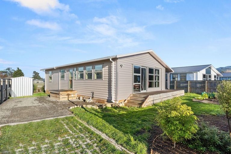 Photo of property in 120c Harrison Street East, Featherston, 5710