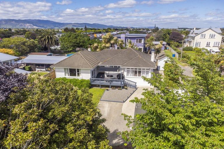 Photo of property in 7 Kawiu Road, Levin, 5510