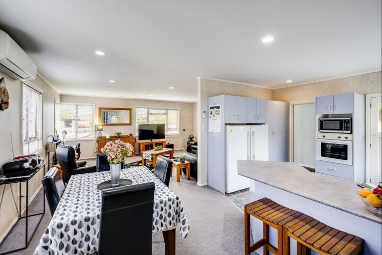 Photo of property in 303 Princes Street, Parkvale, Hastings, 4122