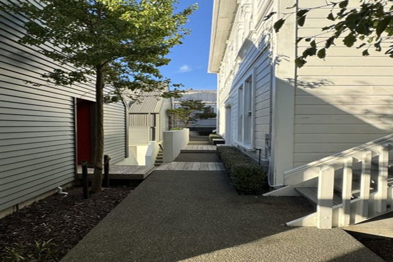 Photo of property in 3/83 Austin Street, Mount Victoria, Wellington, 6011
