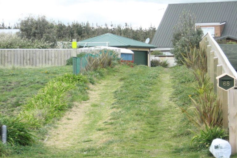 Photo of property in 68 Kahukura Avenue, Waitarere Beach, Levin, 5510