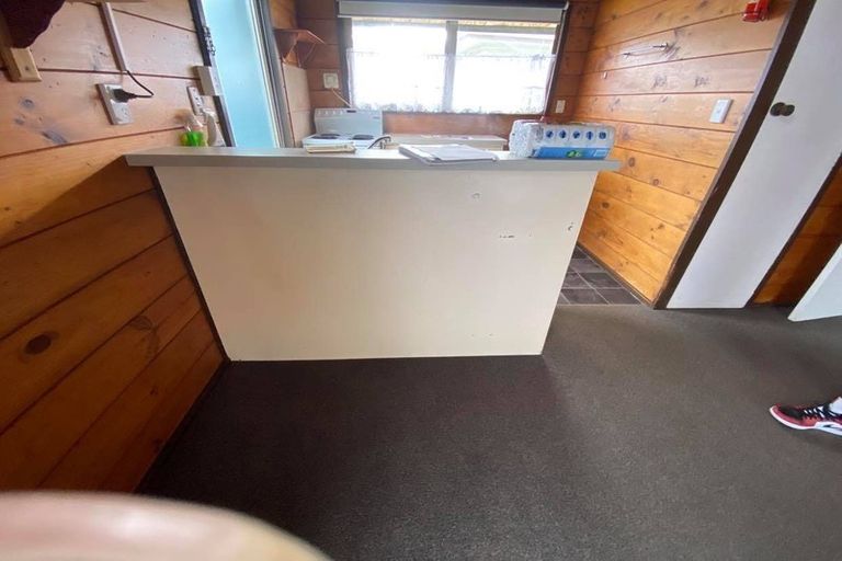 Photo of property in 3/89 Pinehaven Road, Pinehaven, Upper Hutt, 5019