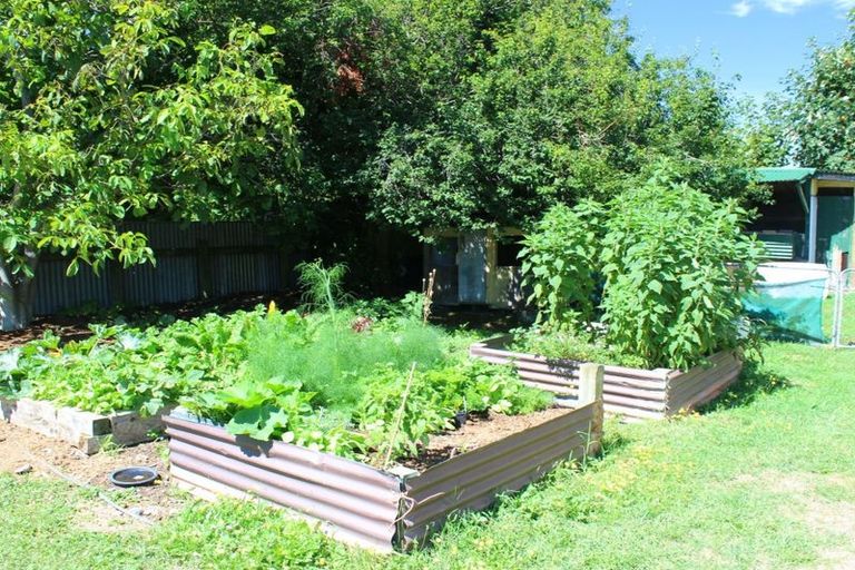 Photo of property in 4 Moreton Road, Carterton, 5713