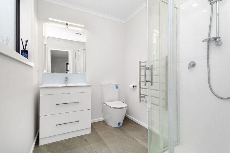 Photo of property in 24 Porokaiwhiri Street, Crofton Downs, Wellington, 6035