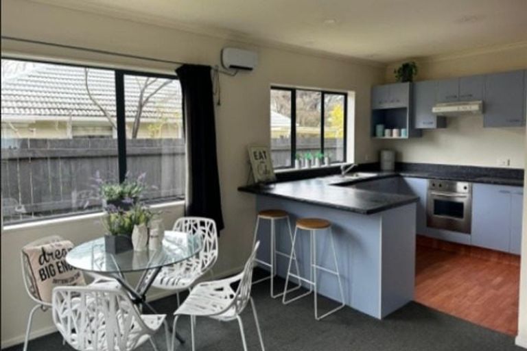 Photo of property in 15a Walton Road, Paraparaumu Beach, Paraparaumu, 5032