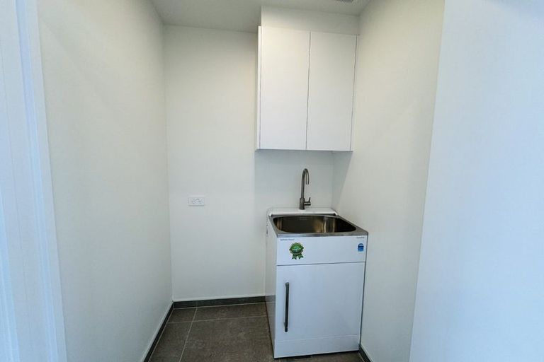 Photo of property in 3a Malaga Crescent, Harewood, Christchurch, 8051