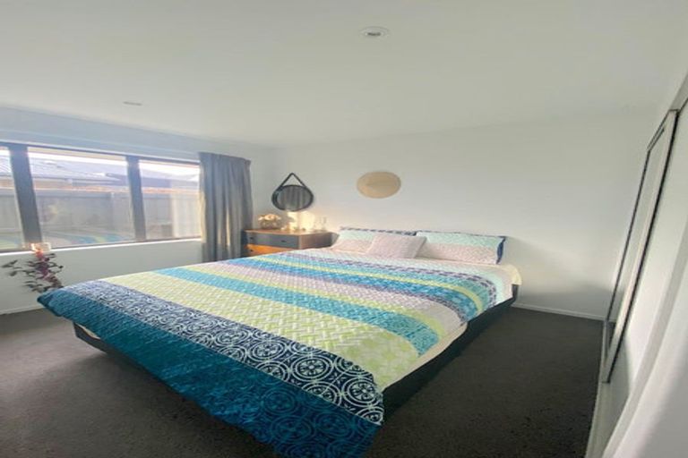 Photo of property in 8 Jennabelle Lane, Halswell, Christchurch, 8025