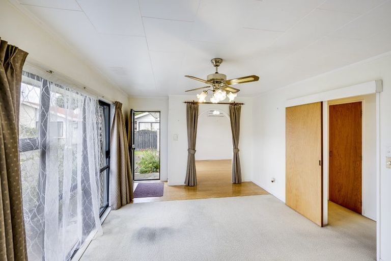 Photo of property in 29 Usherwood Crescent, Akina, Hastings, 4122