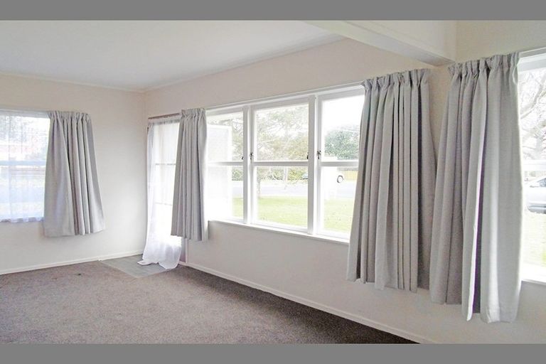 Photo of property in 5/9 South Street, Papakura, 2110