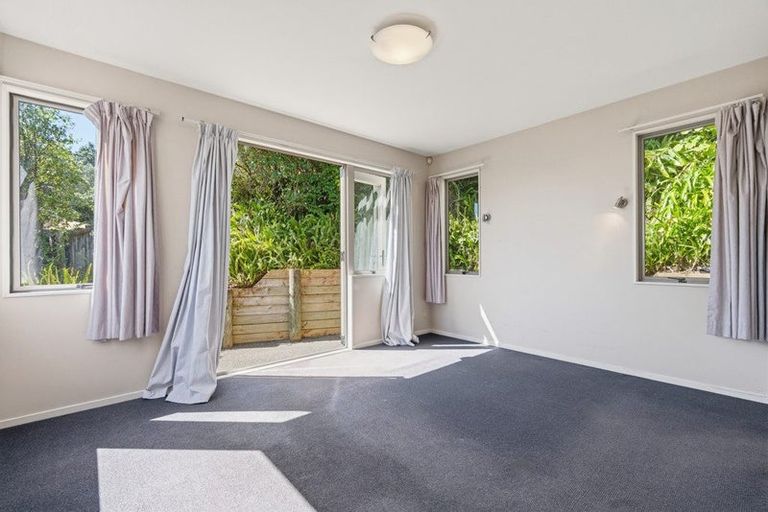 Photo of property in 41a Palliser Lane, Browns Bay, Auckland, 0632
