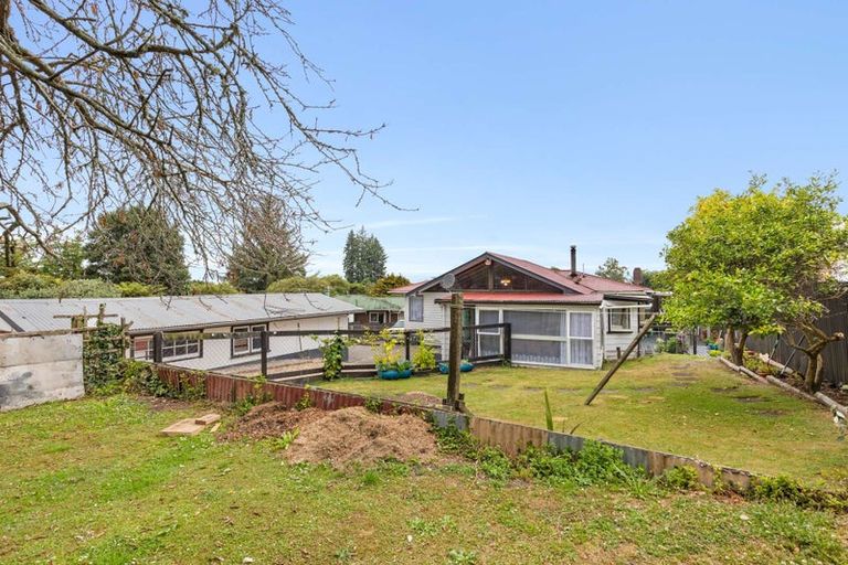 Photo of property in 11 Gordon Road, Western Heights, Rotorua, 3015