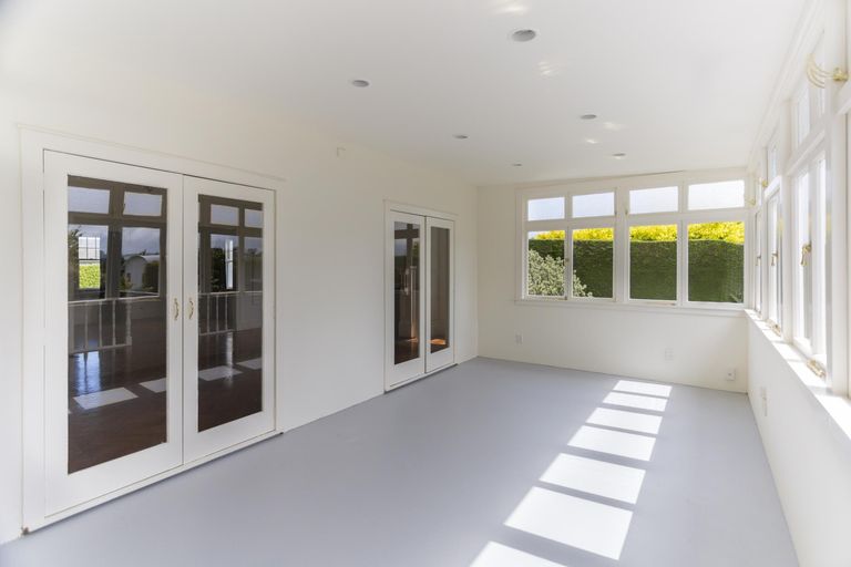 Photo of property in 96 Perth Street, Holmes Hill, Oamaru, 9401