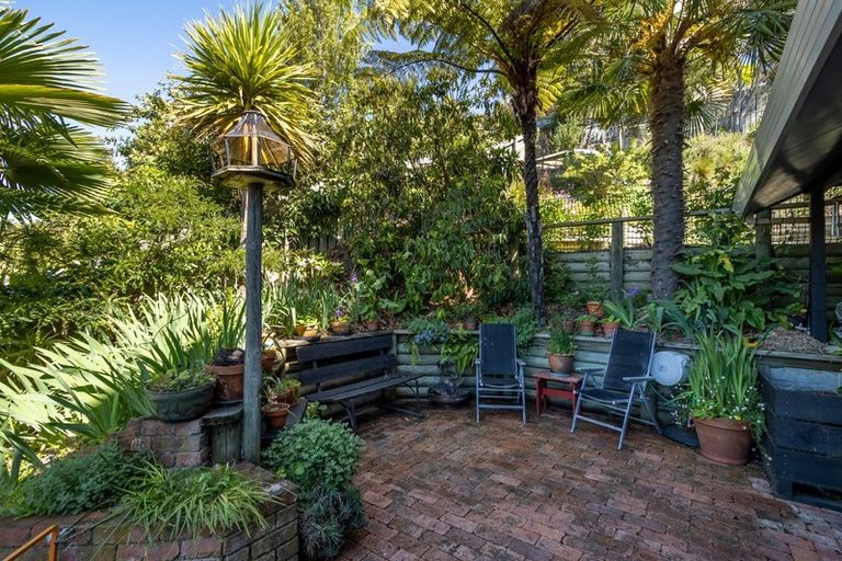 Photo of property in 14 Coster Street, Enner Glynn, Nelson, 7011