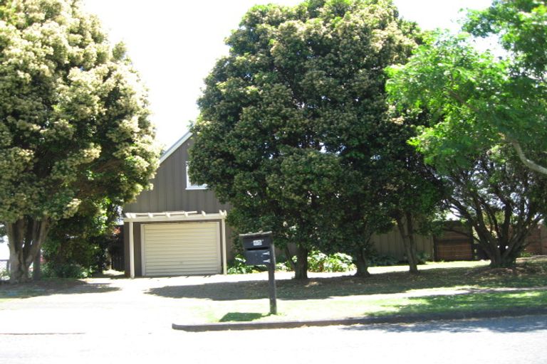 Photo of property in 65 Stevenson Road, Clarks Beach, 2122