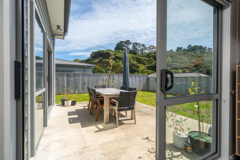 Photo of property in 14 Moonsail Drive, Whitby, Porirua, 5024