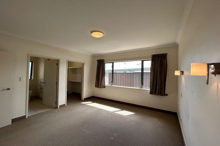 Photo of property in 10 Lewis Way, Poraiti, Napier, 4112