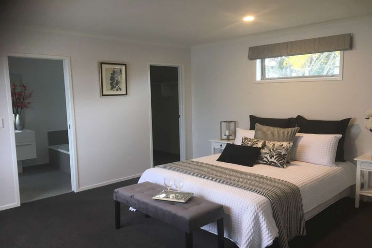 Photo of property in 3/1 Hibiscus Avenue, Hamilton Lake, Hamilton, 3204