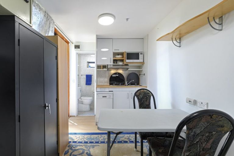 Photo of property in 274 Cambridge Road, Bethlehem, Tauranga, 3110