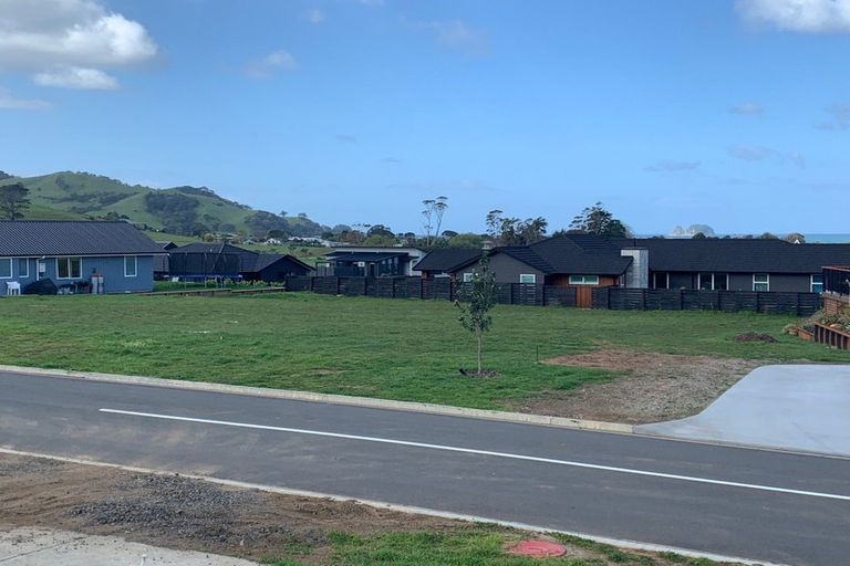 Photo of property in 10 Ataahua Views Terrace, Wharekaho, Whitianga, 3510