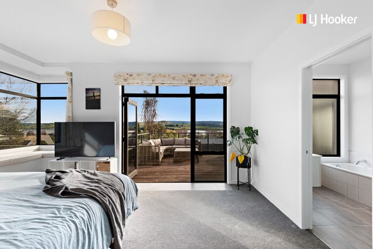 Photo of property in 23 Nore Street, Waihola, Milton, 9073