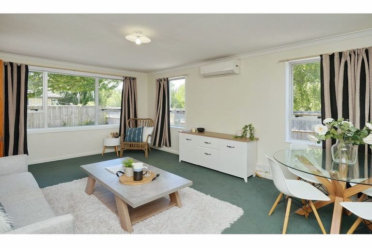 Photo of property in 4/120 Saint James Avenue, Papanui, Christchurch, 8053