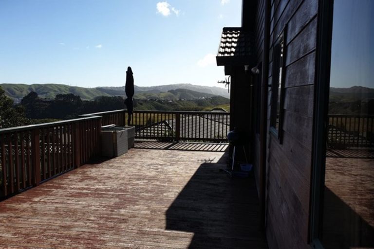 Photo of property in 35 Kentwood Drive, Woodridge, Wellington, 6037