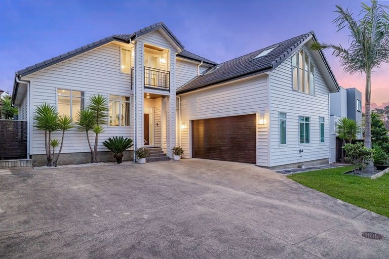 Photo of property in 112 Killybegs Drive, Pinehill, Auckland, 0632