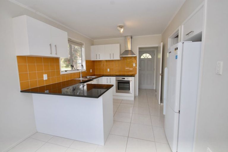 Photo of property in 50 Salamanca Road, Sunnynook, Auckland, 0620