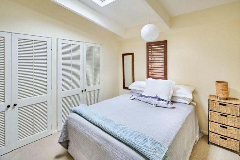 Photo of property in 612 Marine Drive, Days Bay, Lower Hutt, 5013