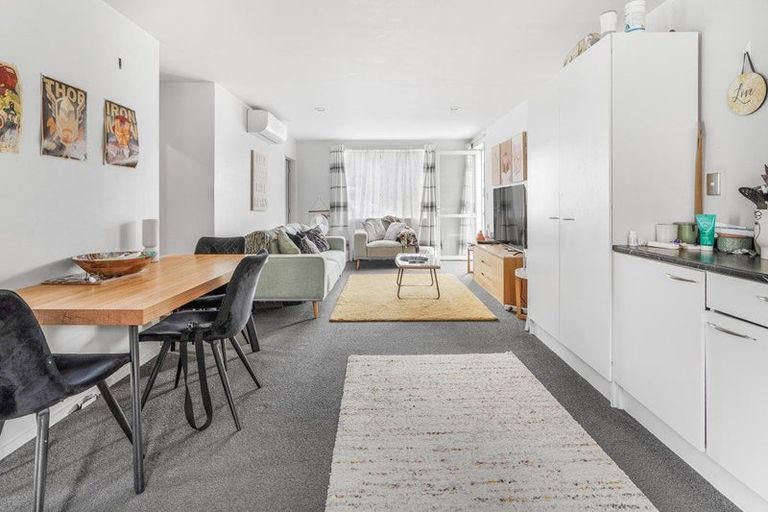 Photo of property in 17 Barwick Place, Huntington, Hamilton, 3210