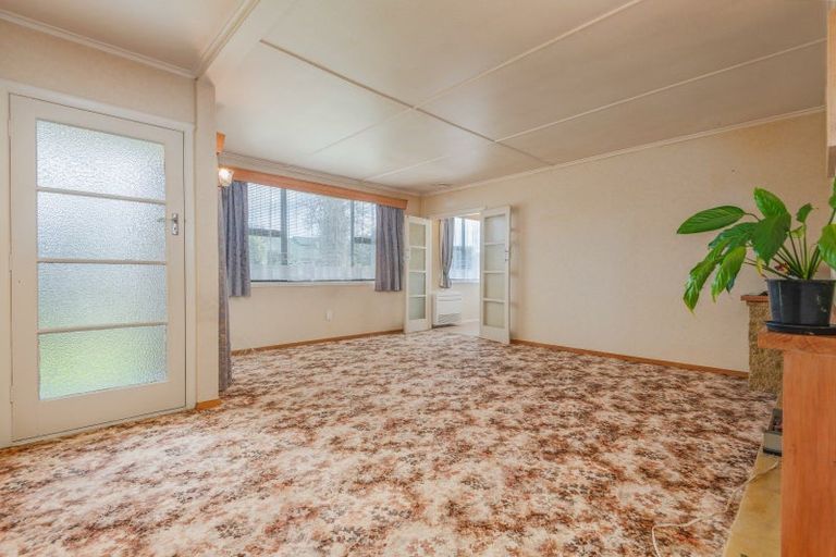 Photo of property in 76 Mclean Street, Woodville, 4920