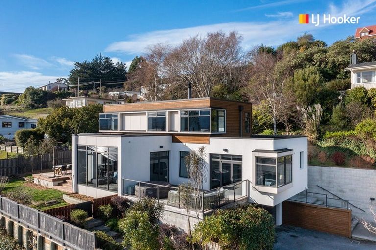 Photo of property in 23 Nore Street, Waihola, Milton, 9073