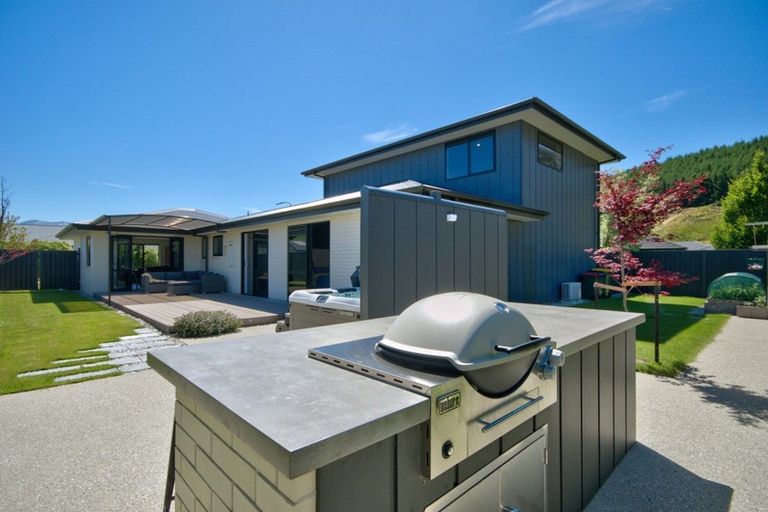 Photo of property in 24 Risinghurst Terrace, Lower Shotover, Queenstown, 9304