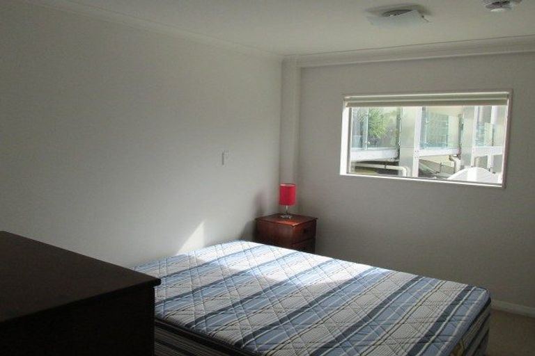 Photo of property in Monvie Apartments, 512/15 Holland Street, Te Aro, Wellington, 6011