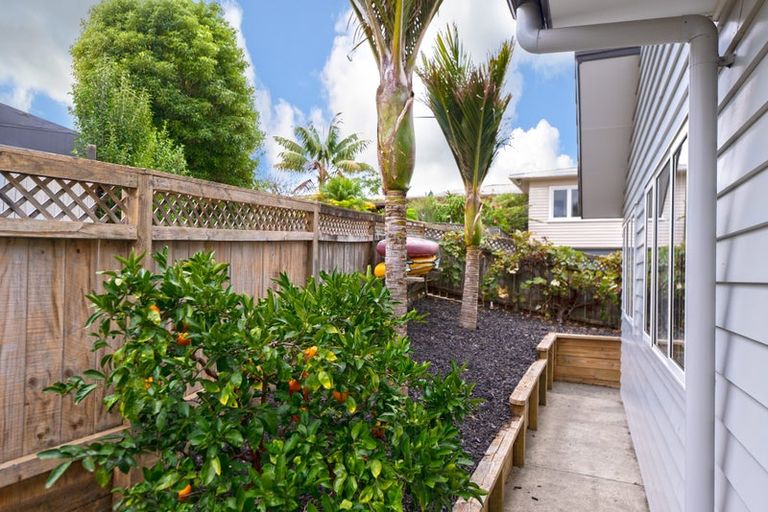 Photo of property in 13b Wharf Road, Te Atatu Peninsula, Auckland, 0610