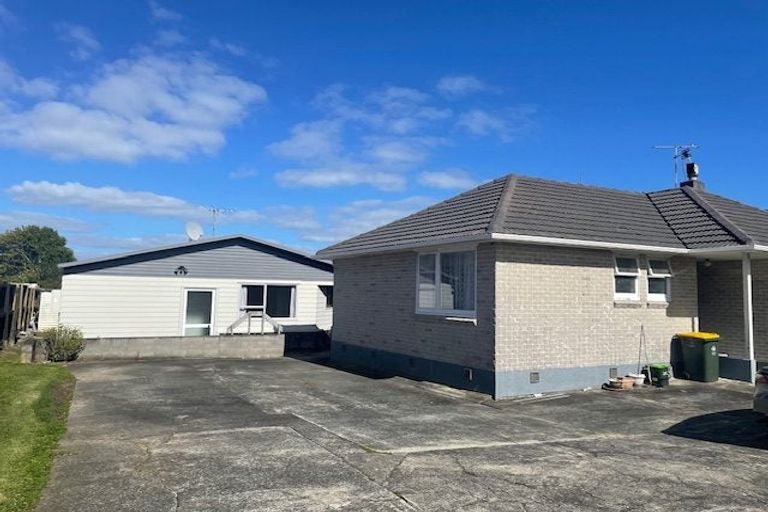 Photo of property in 37 Mcannalley Street, Manurewa East, Auckland, 2102