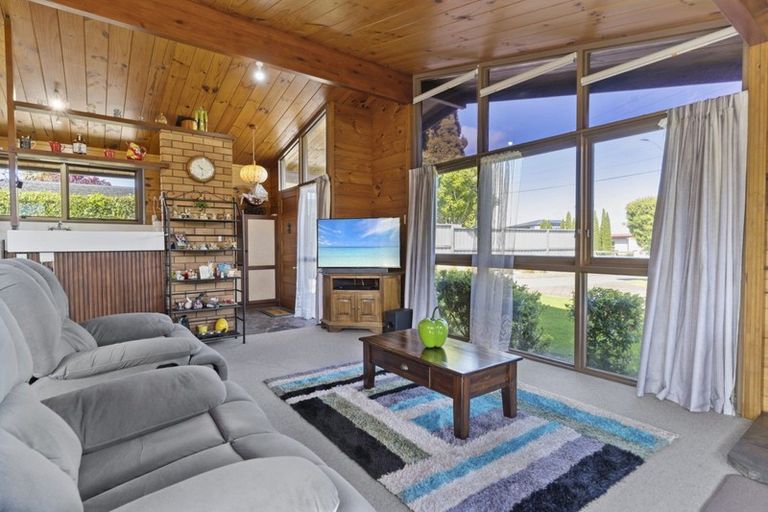 Photo of property in 359 Otumoetai Road, Otumoetai, Tauranga, 3110