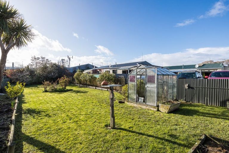 Photo of property in 22 Law Street, Caversham, Dunedin, 9012