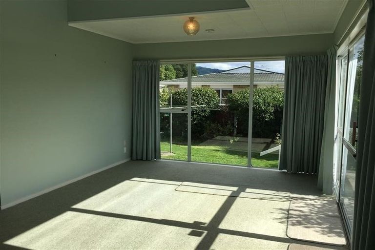 Photo of property in 3/9 Lichfield Street, Stoke, Nelson, 7011