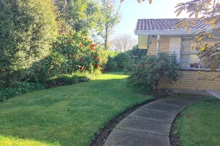 Photo of property in 56 Parkstone Avenue, Ilam, Christchurch, 8041