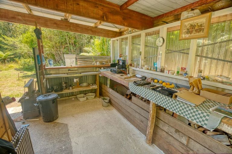 Photo of property in 215 Clifton Road, Kaiata, Greymouth, 7805