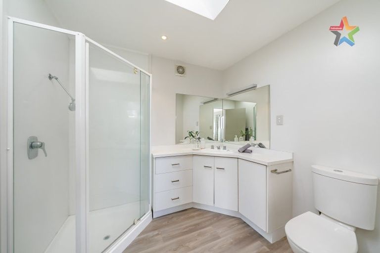 Photo of property in 2/27 Mawson Street, Waiwhetu, Lower Hutt, 5010