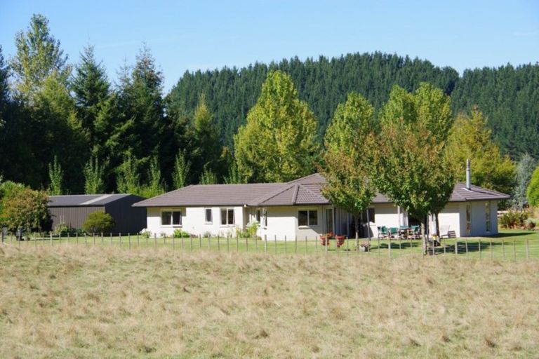 Photo of property in 36 Hurunui Lane, Kinloch, Taupo, 3377