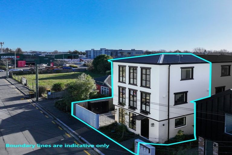 Photo of property in 1/13 Moa Place, Christchurch Central, Christchurch, 8013