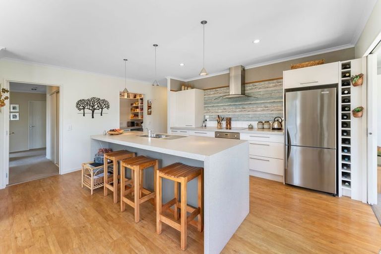 Photo of property in 38 Hollybush Drive, Brightwater, 7022