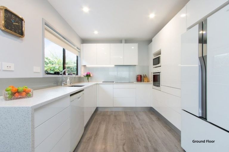 Photo of property in 3/41 Rangatira Road, Beach Haven, Auckland, 0626